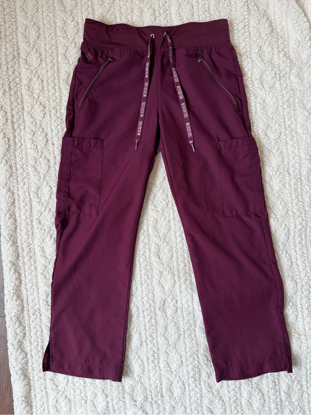 Med Couture Insight Zipper Pant Straight Leg Burgundy Wine Scrubs XS Petite - Picture 9 of 12